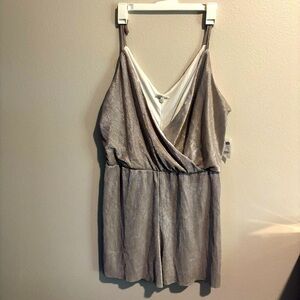 CHARLOTTE RUSSE NWT ROMPER spaghetti straps XL
